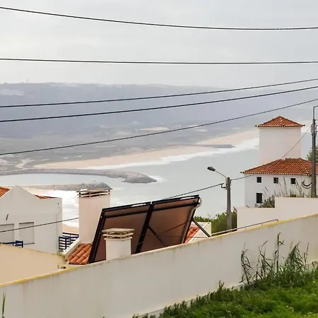 Terrassenhaus Mit Privatem Pool In * نازاريه