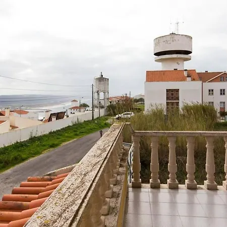 Terrassenhaus Mit Privatem Pool In نازاريه